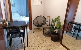 Minimal Studio Varnava Square - Kallimarmaro Area