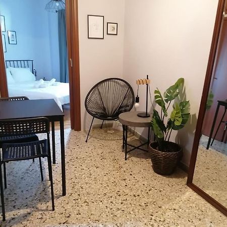 Minimal Studio Varnava Square - Kallimarmaro Area Αθήνα Εξωτερικό φωτογραφία
